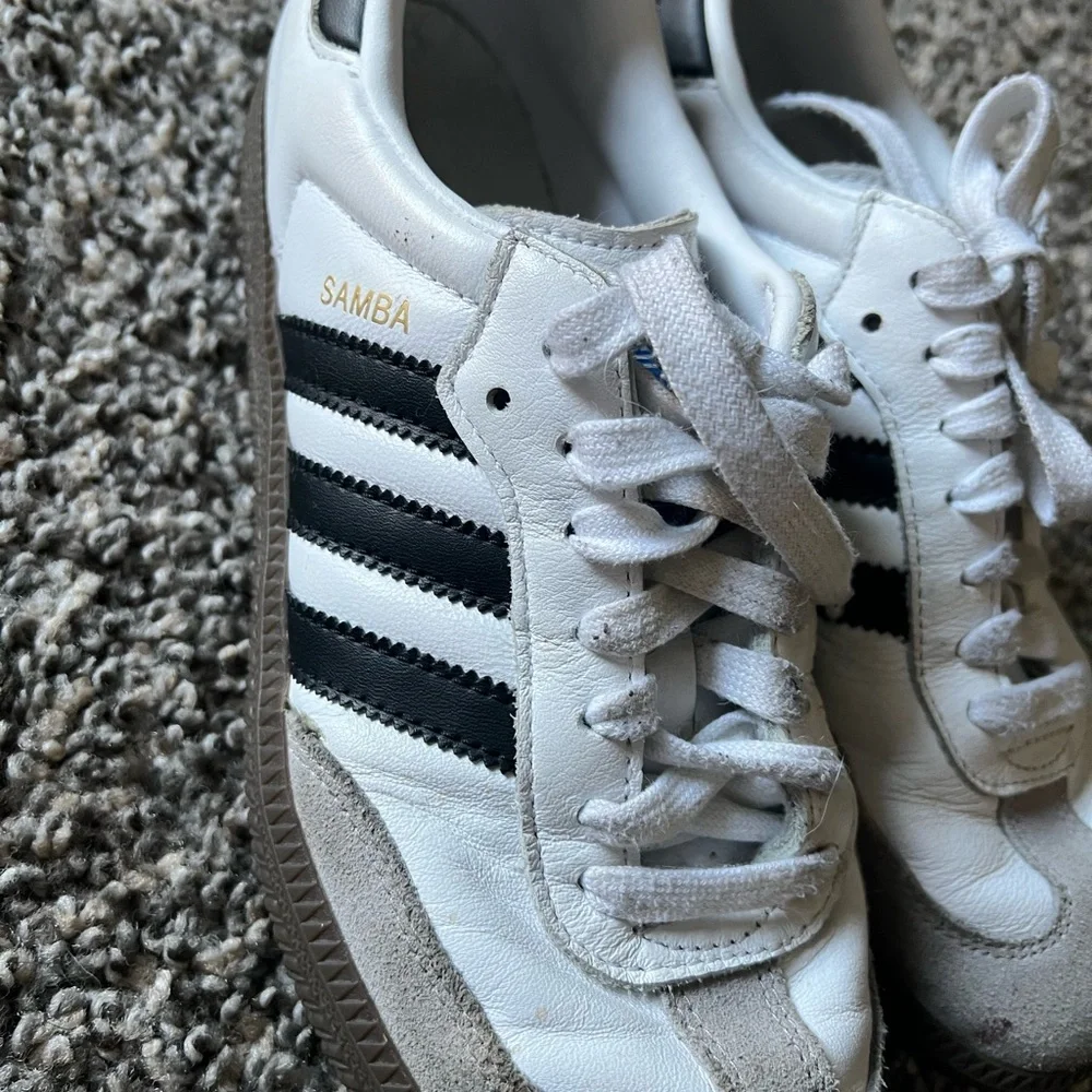 adidas White and Black Women's Retro Sneakers Samba  sneakers 6.5